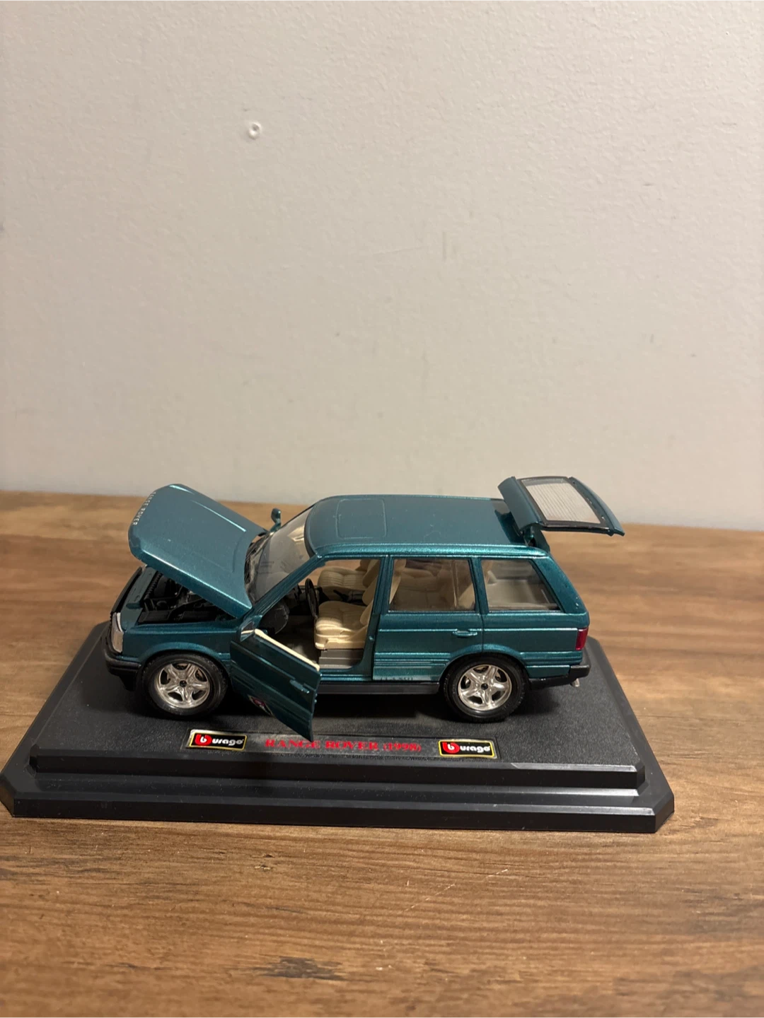 Burago Range Rover (1998) Diecast Model Car - photo 4