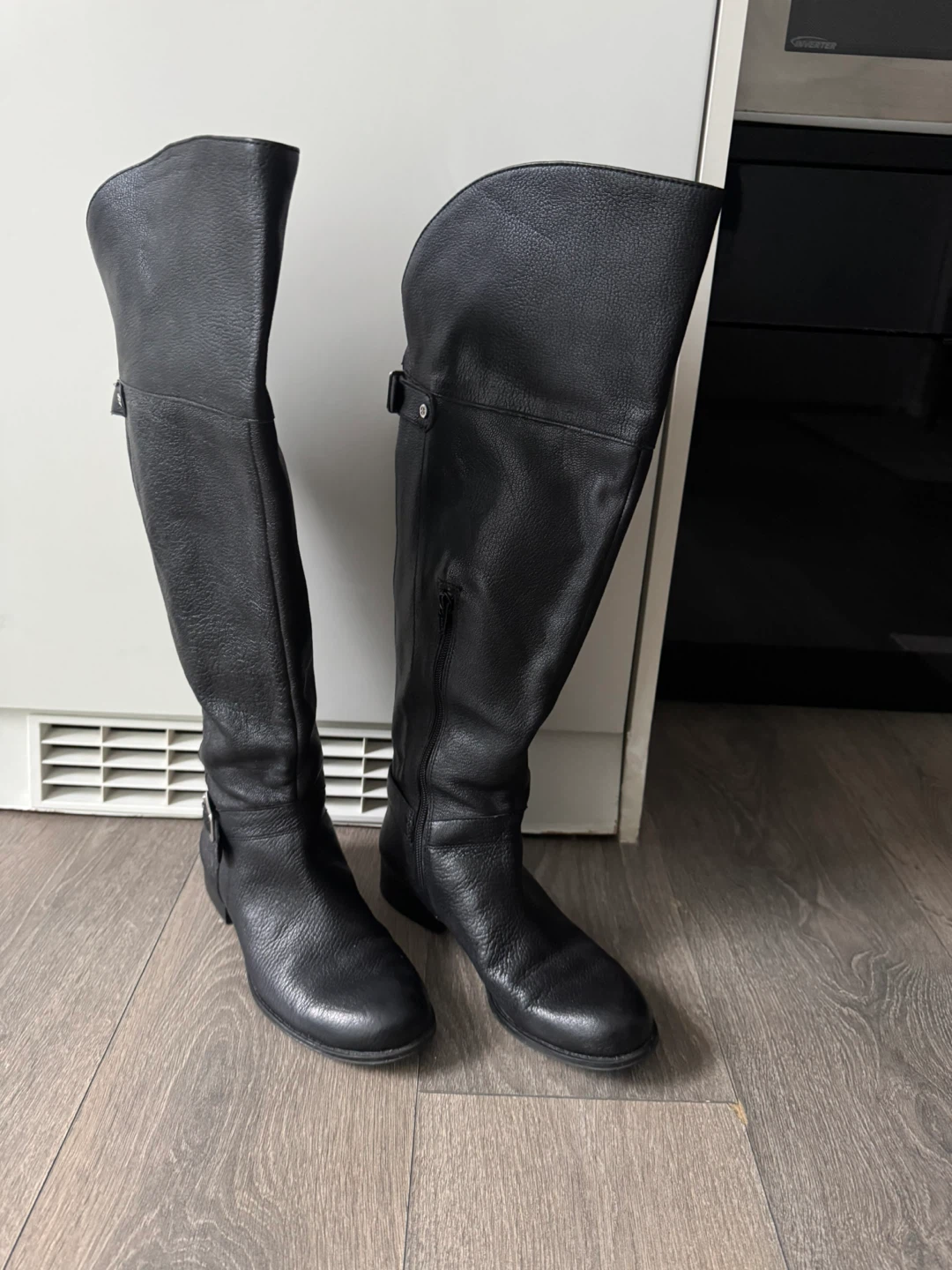 Naturalizer N5 Comfort Wide Calf Boots - Size 7.5