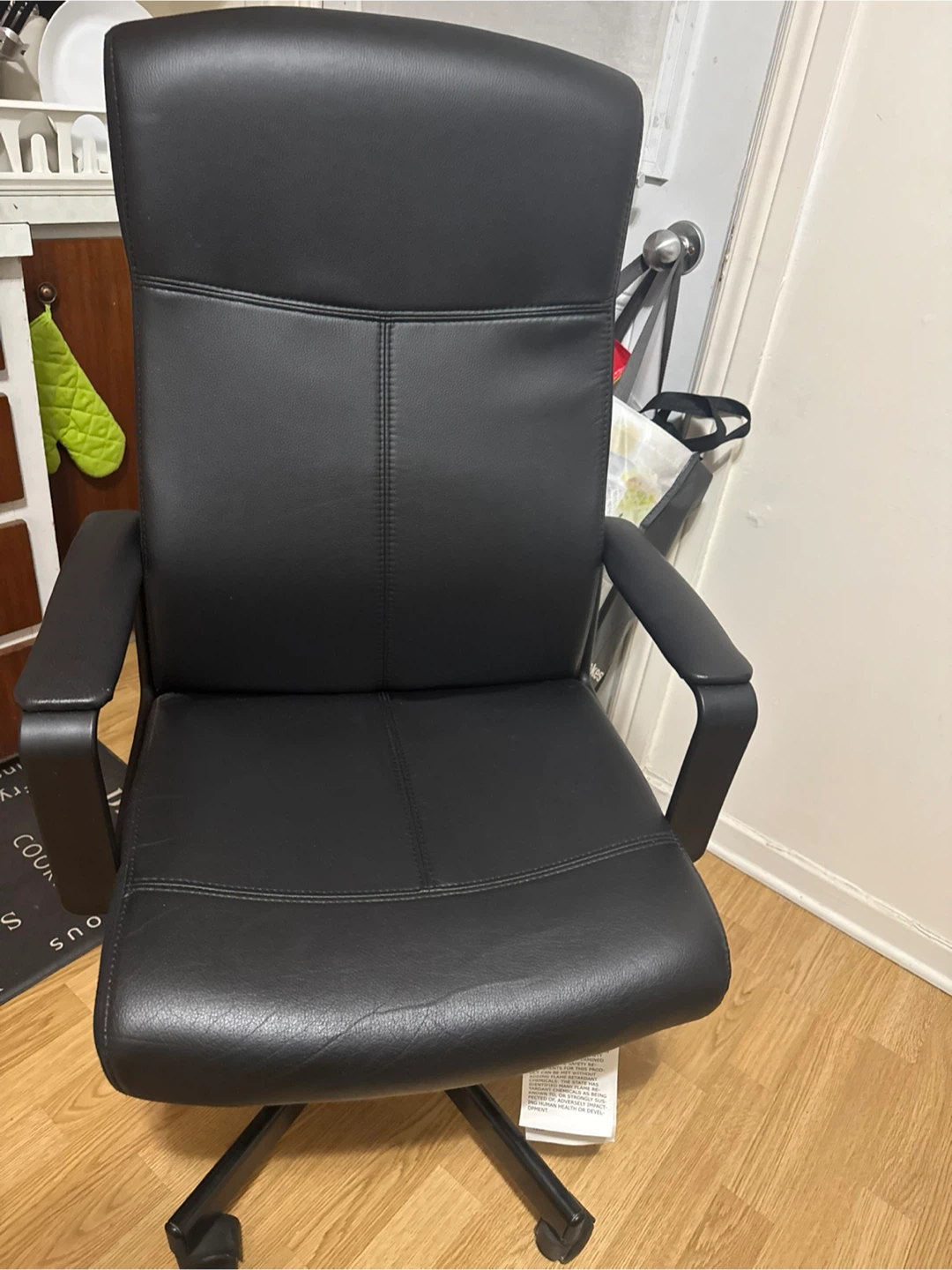 Black Office Chair - photo 2