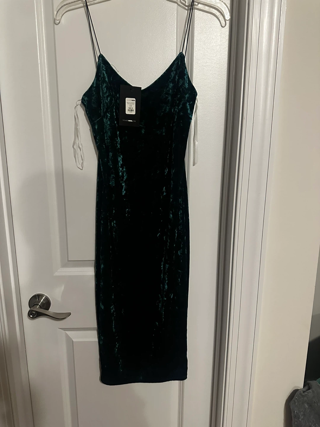 New Fashion Nova Velvet Dress - Size S - photo 3