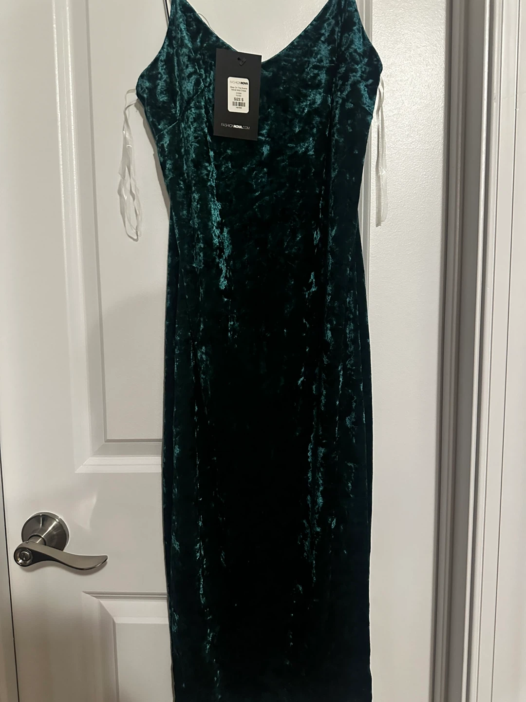 New Fashion Nova Velvet Dress - Size S - photo 2
