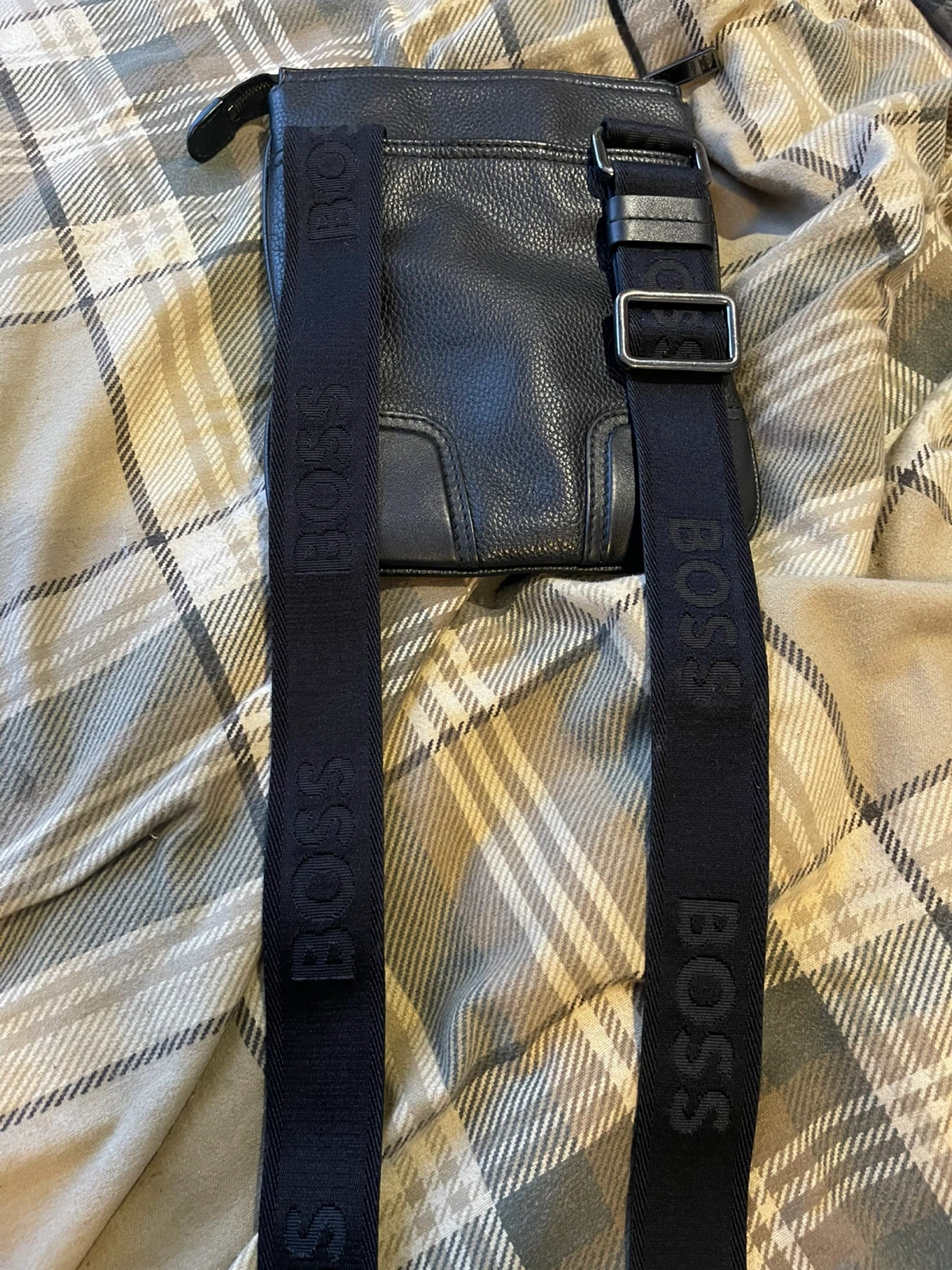 Hugo Boss Leather Bag - photo 3