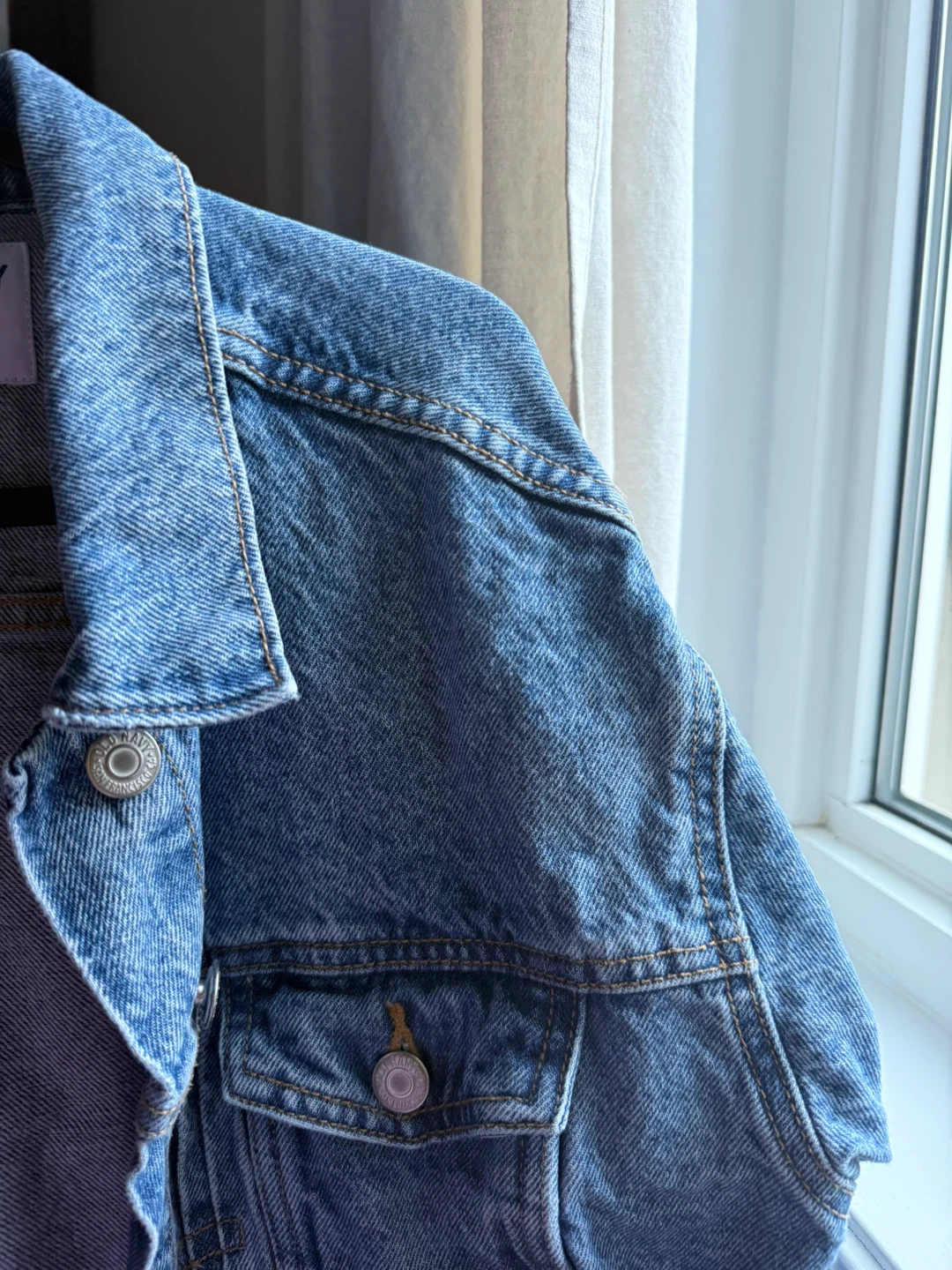 Old Navy Denim Jacket - Size M - photo 3
