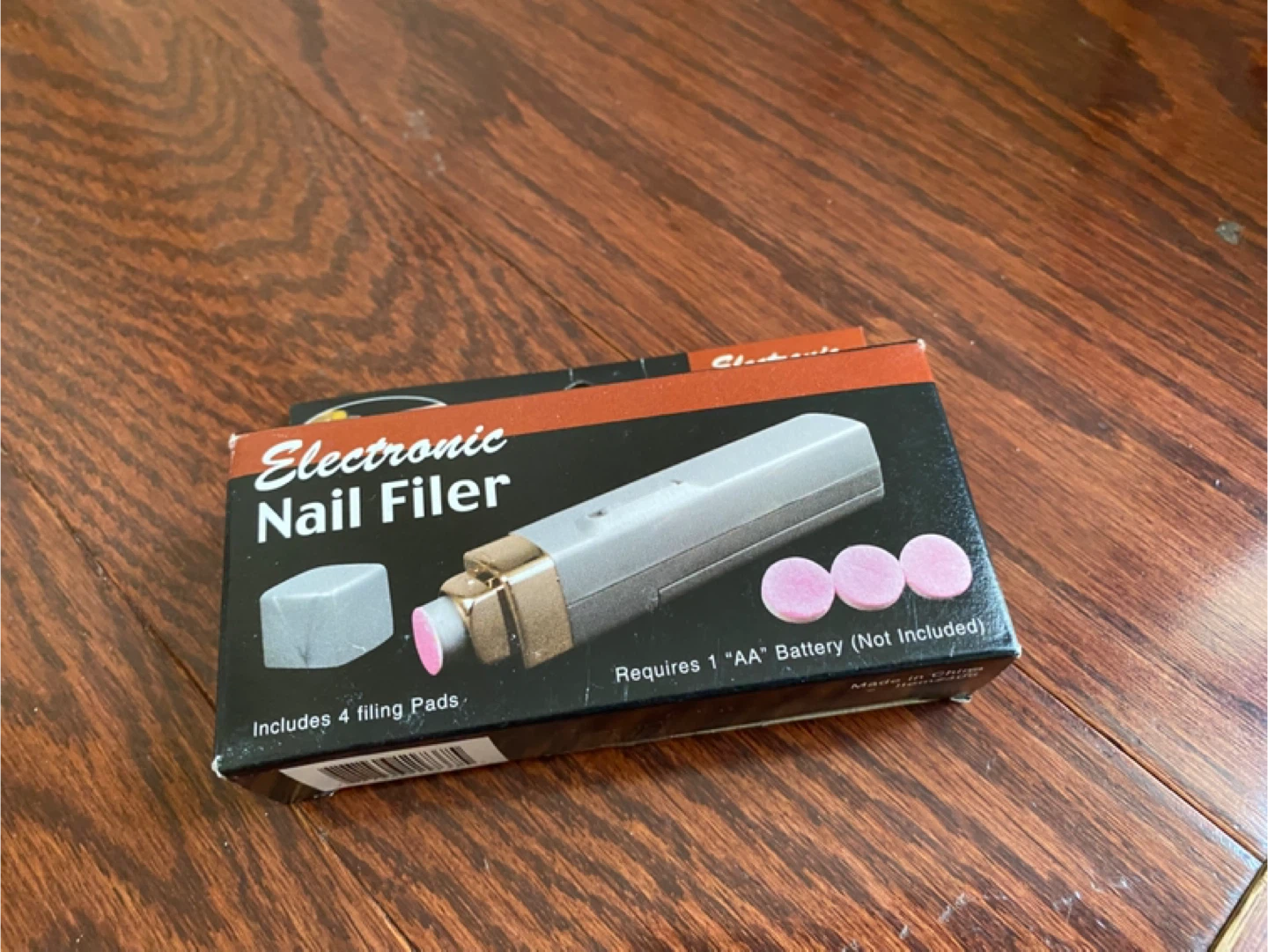 Electronic Nail Filer with 4 Filing Pads