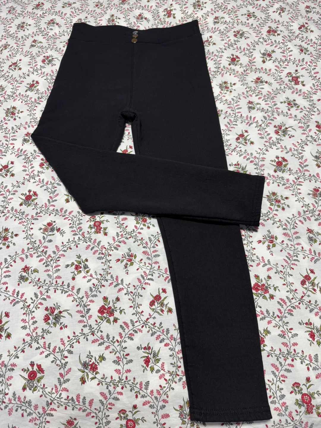 Thick leggings. $ 5