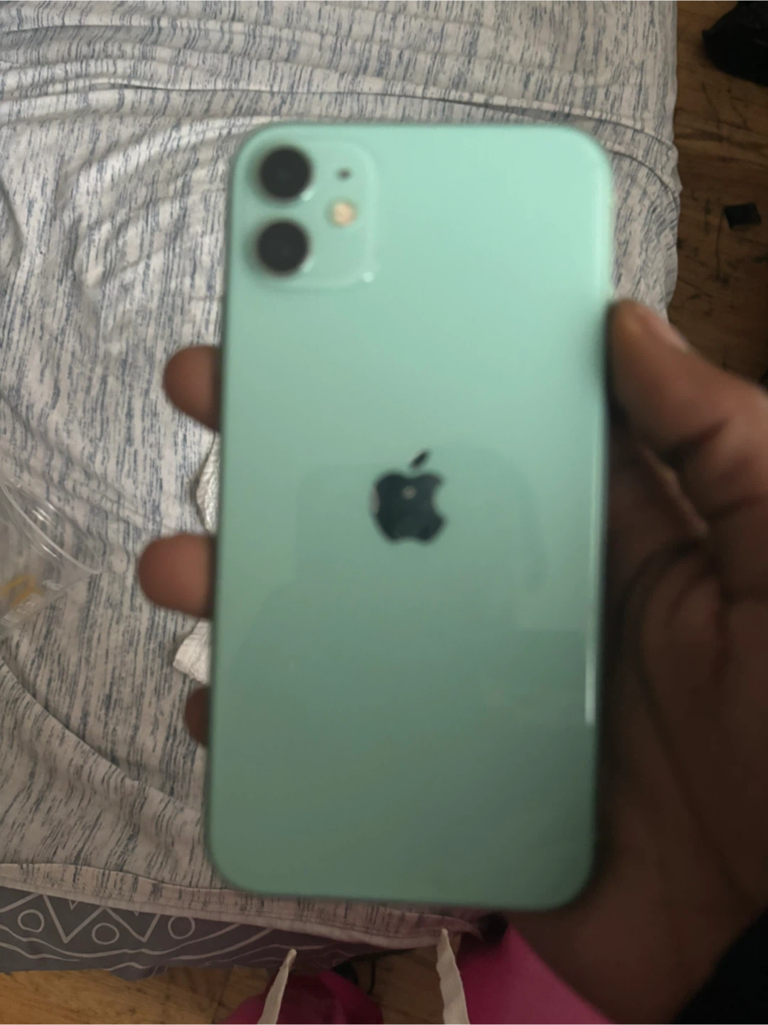 iPhone 11 - Mint Green