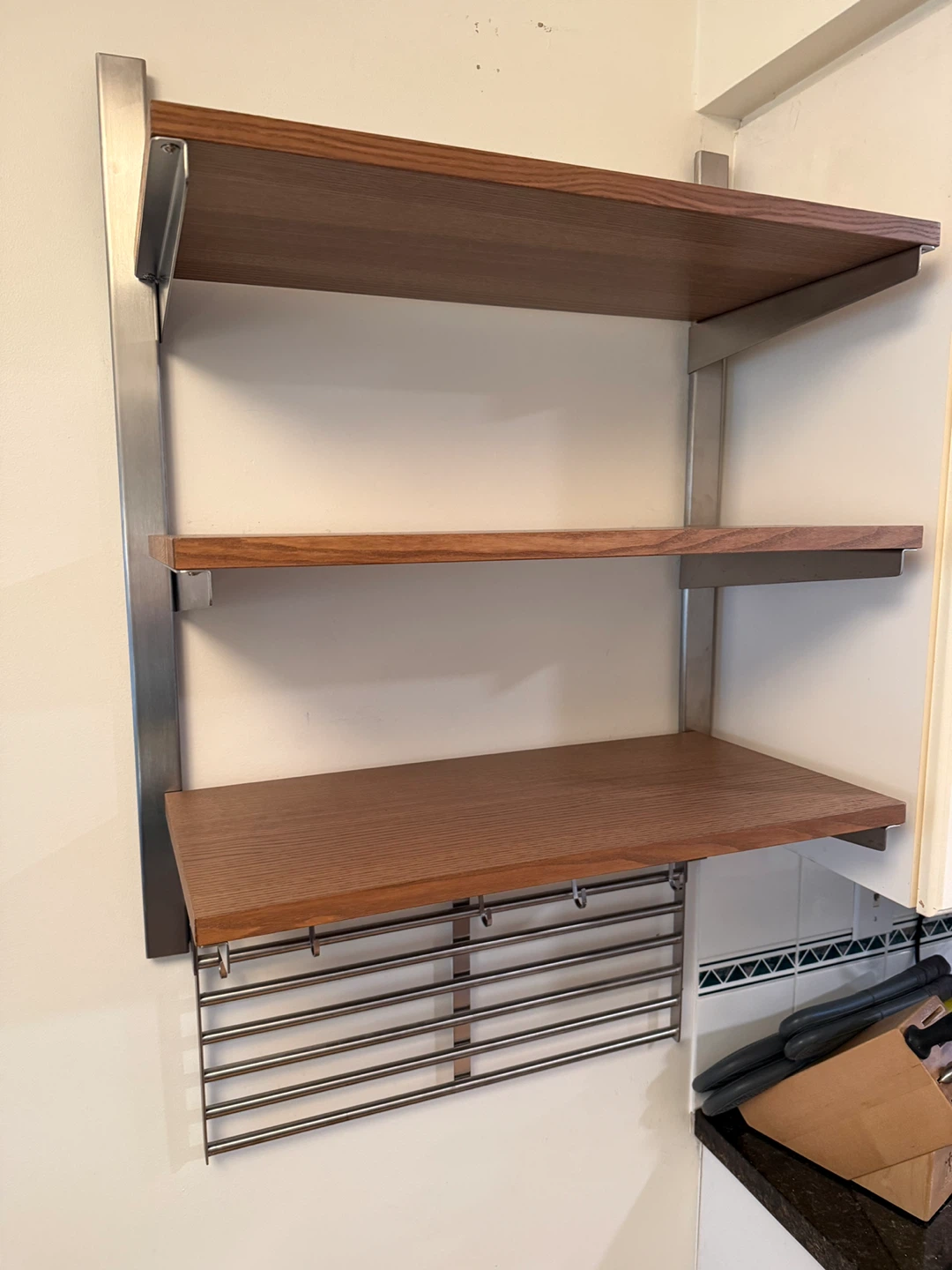 IKEA KUNGSFORS Shelves & Wall Rack