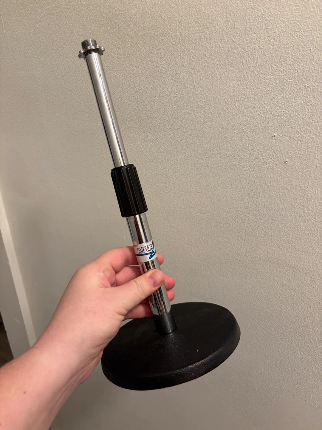 Apex Microphone Stand - Black