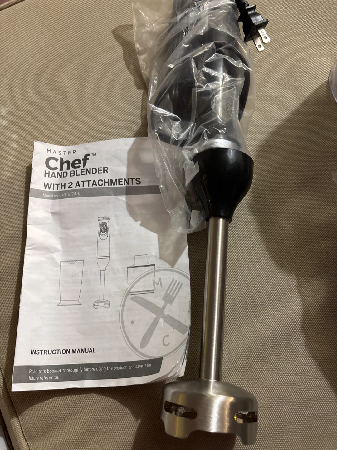 Master Chef Hand Blender with 2 Attachments - New - photo 2