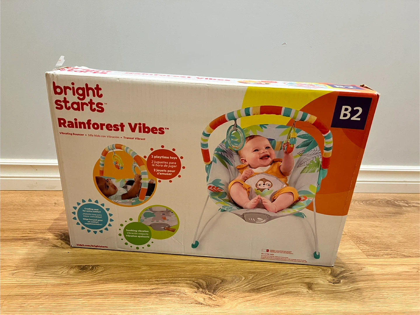 Bright Starts Rainforest Vibes Vibrating Bouncer - Like New!