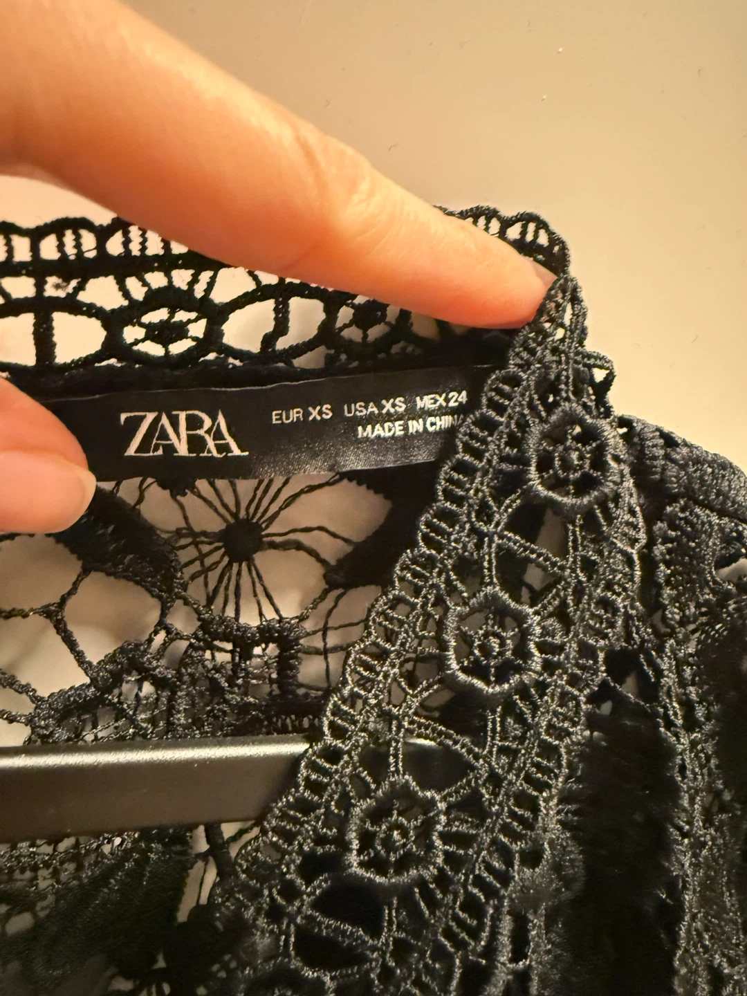 Zara Black Lace Pleated Dress - XS - photo 4