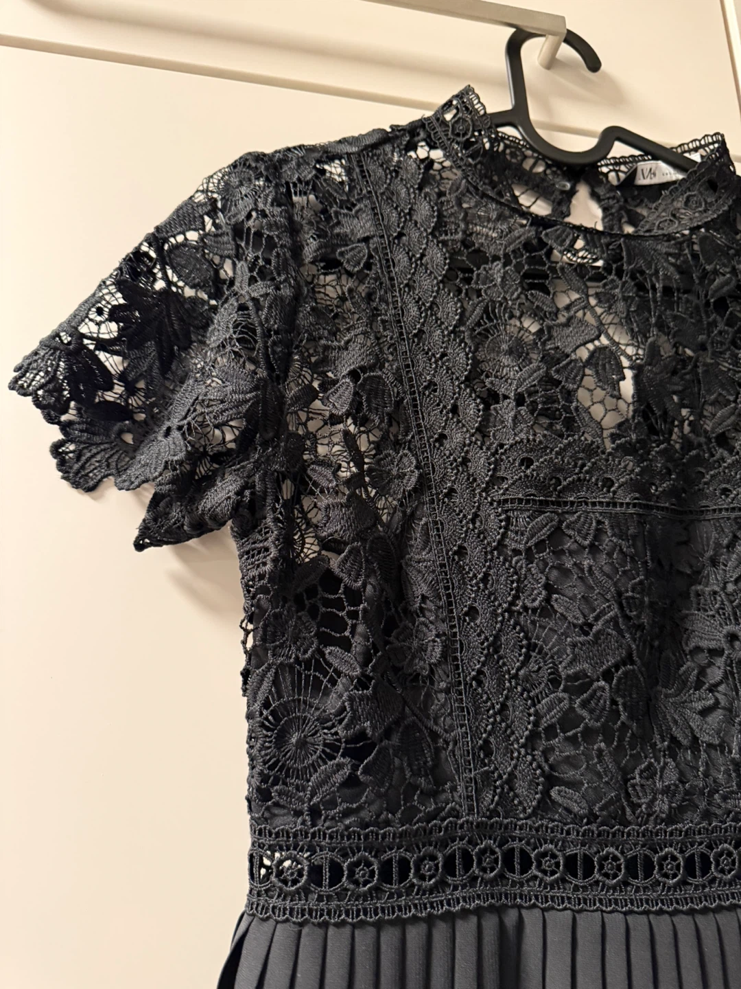 Zara Black Lace Pleated Dress - XS - photo 2