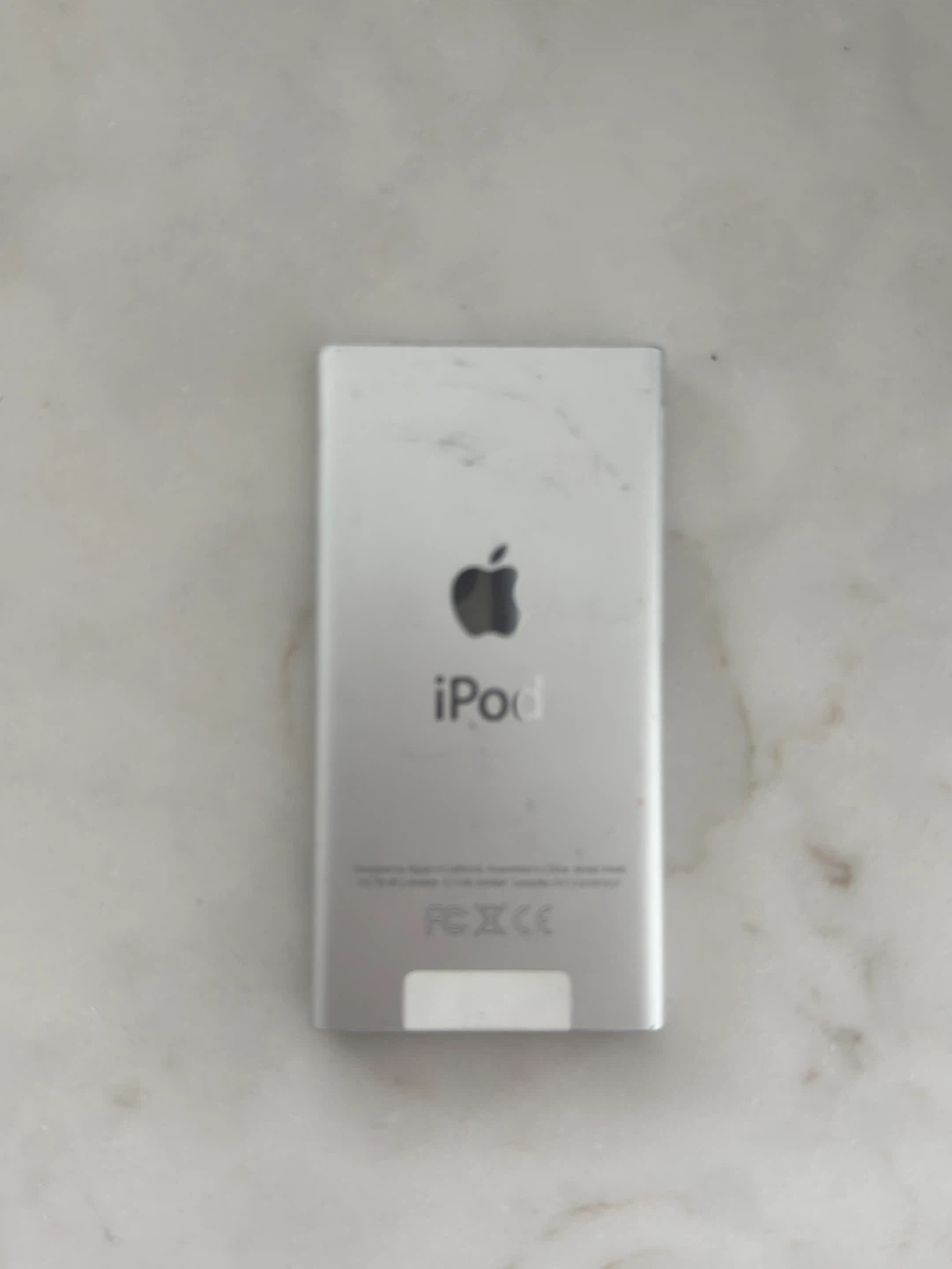 Apple iPod - photo 2