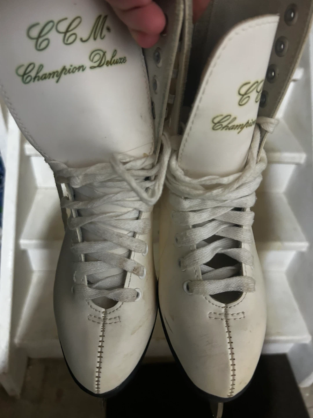 CCM Champion Deluxe White Ice Skates - photo 5