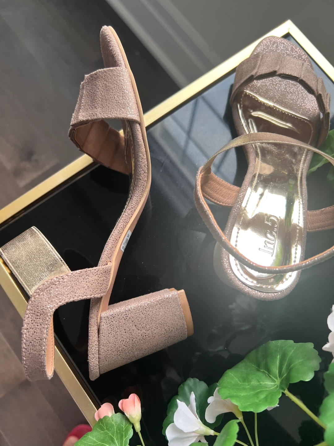 Inc.5 Chikoo and Gold shine Heels - photo 5