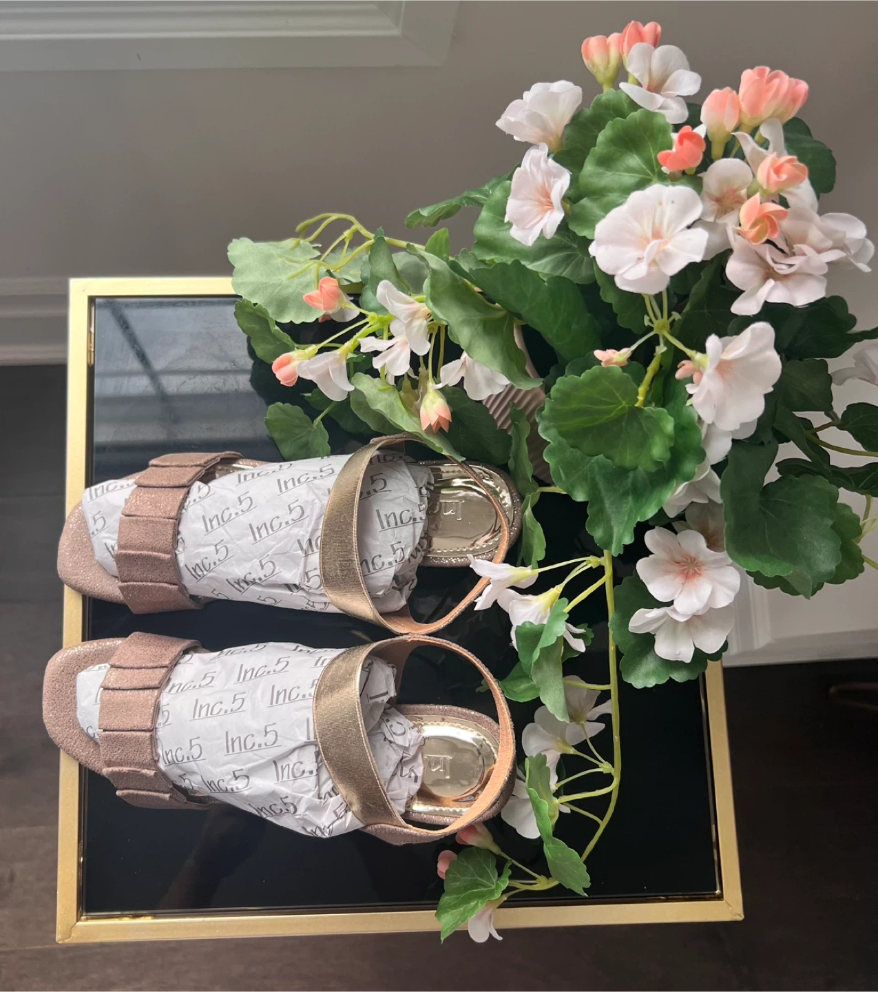 Inc.5 Chikoo and Gold shine Heels - photo 2