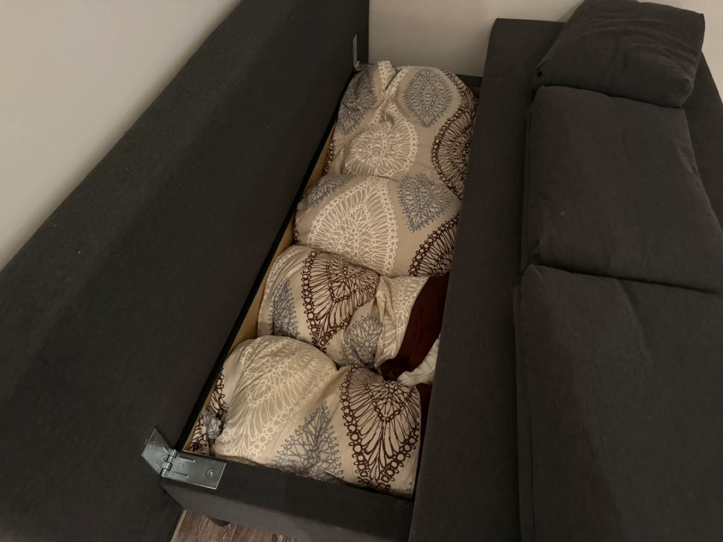 Modern IKEA ÄLVDALEN sofabed with storage – great condition - photo 4