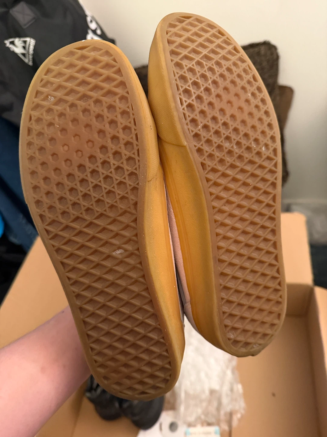 Vans Old Skool Pink/Gum Sole, Size 9.5 - photo 2