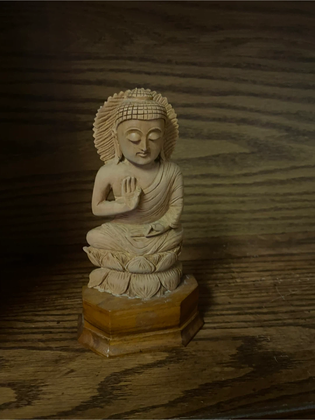 Kadam wood hand carven Buddha Statue