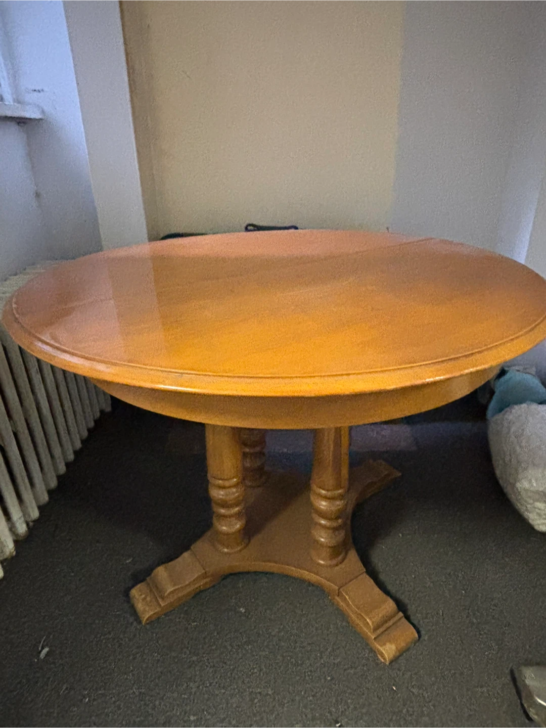 42” vintage round oak or maple table - great for diy