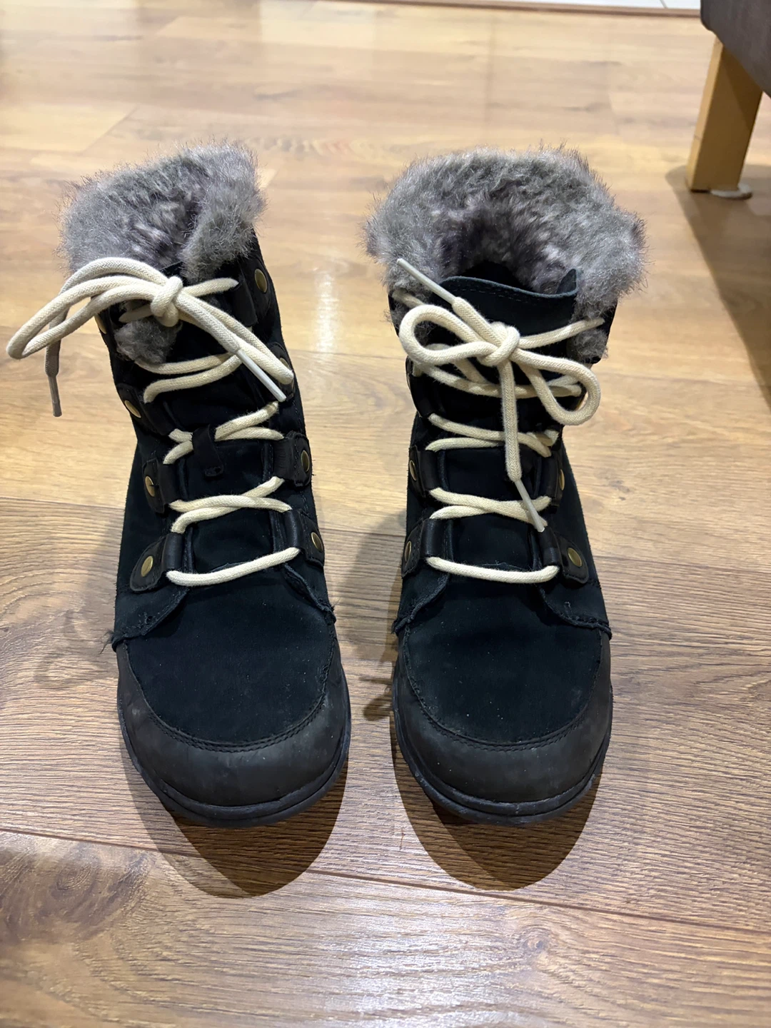 Sorel Winter Boots - Size 7.5