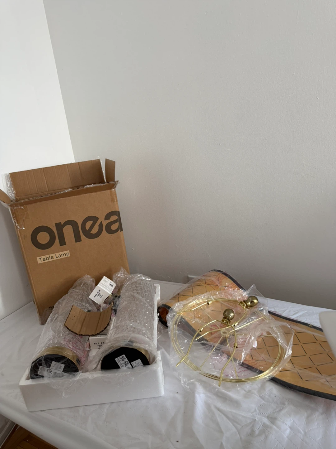 Oneach AMZ-T1224GL-U Table Lamps (2) - photo 2