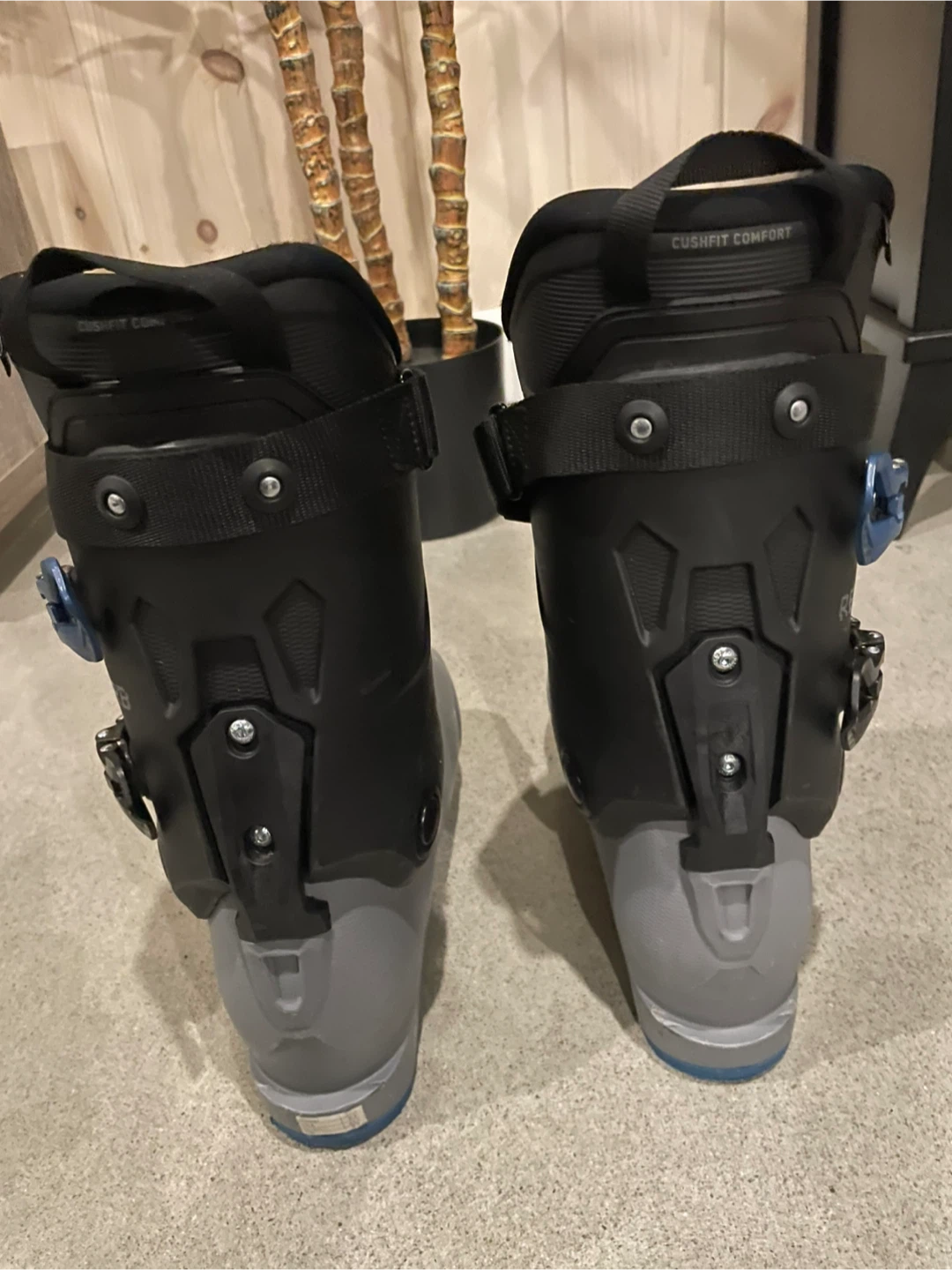 K2 Reverb Ski Boots Size 27.5 - photo 2