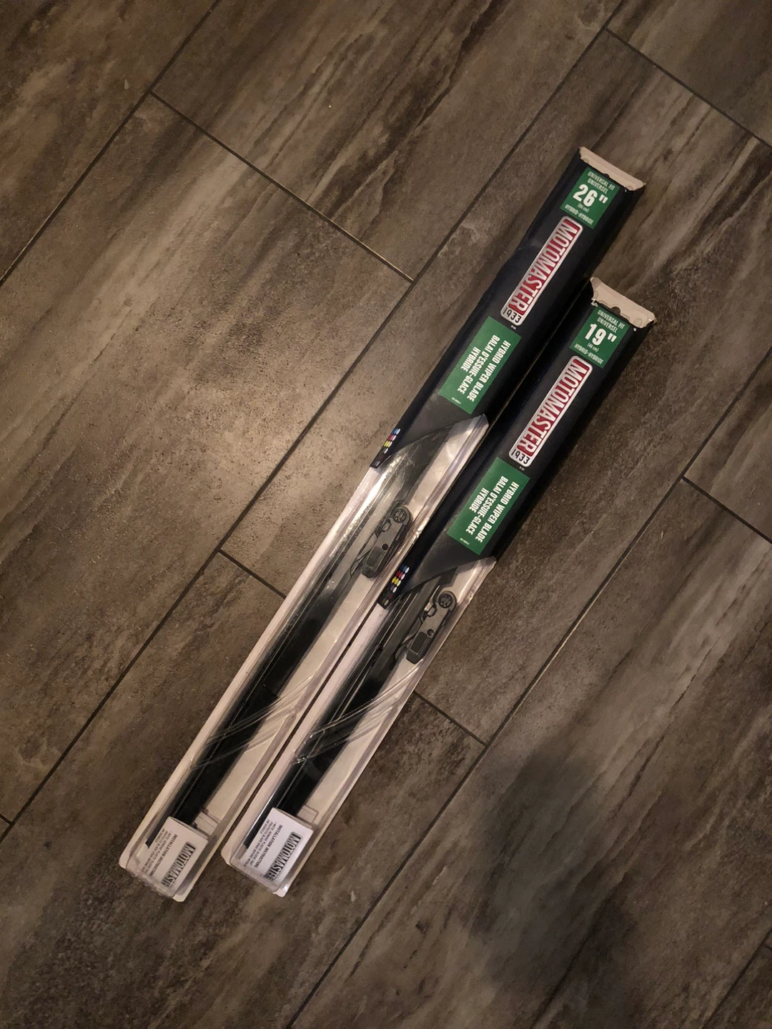 MotoMaster Hybrid Wiper Blades 26" & 19"