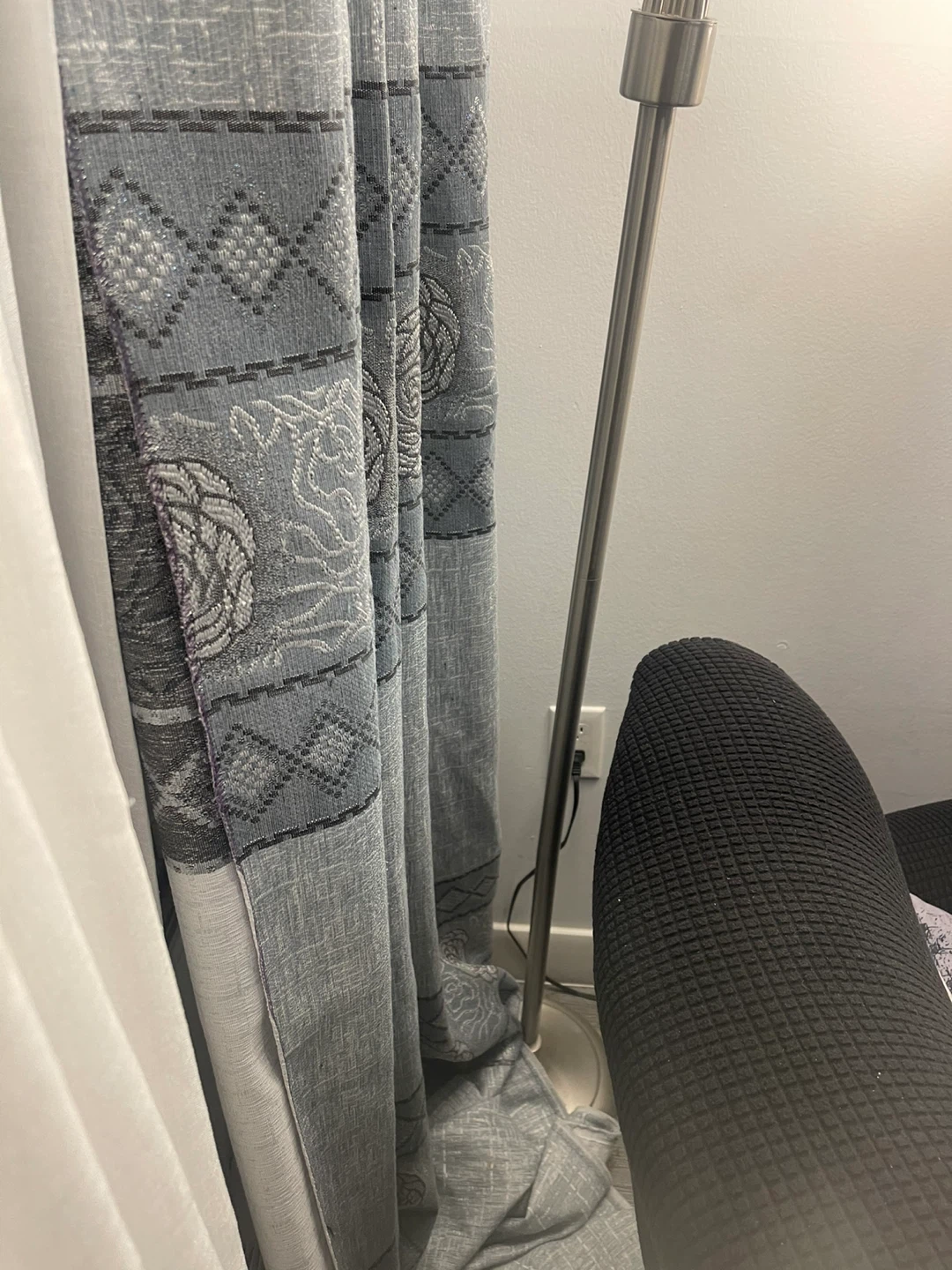 2 Grey Patterned Curtains - photo 5