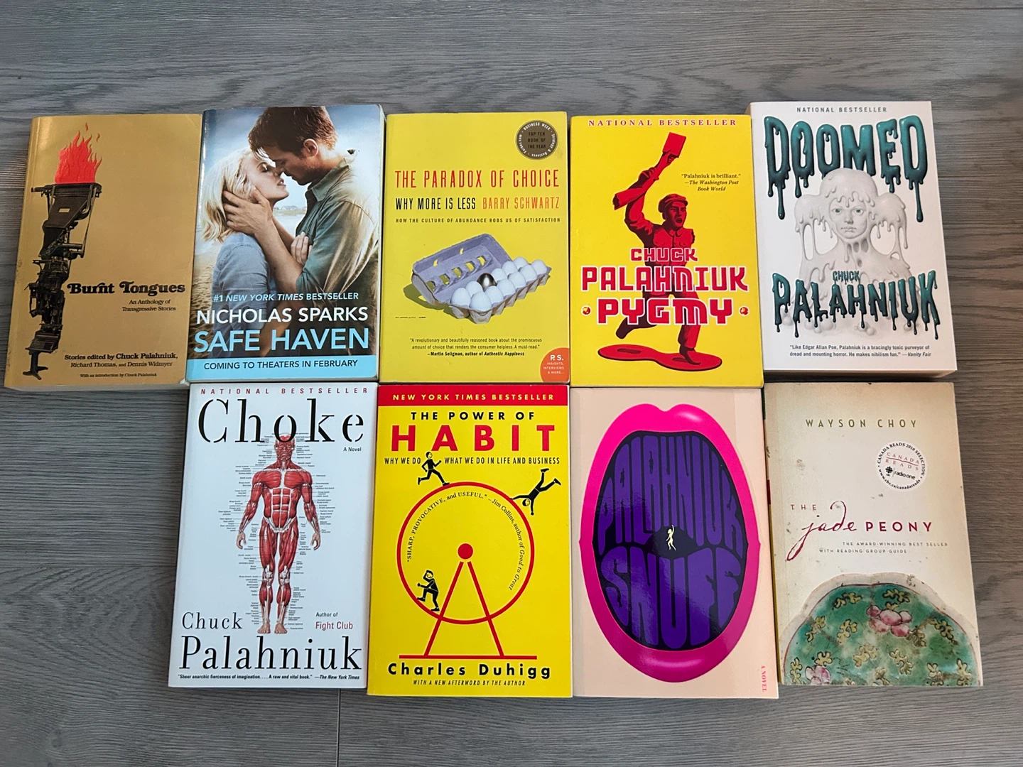 Assorted Novels: Heller, Rothfuss, Orwell & More! All for $50 - photo 4