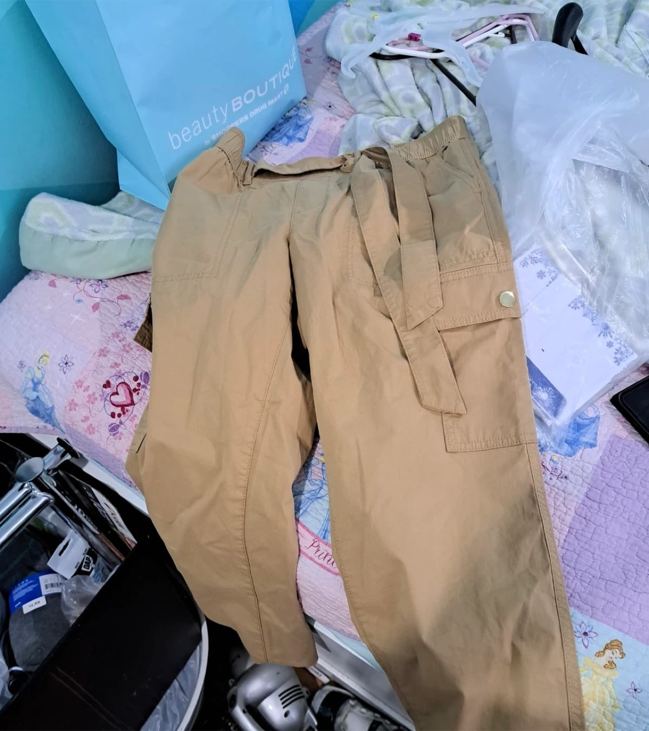 New Tommy Hilfiger Cargo Pants - Size XS
