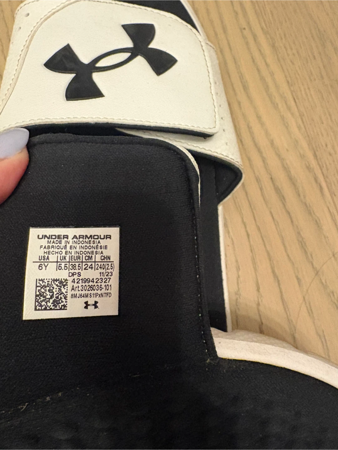 Kids Under Armour Slides - Size 6Y - photo 4