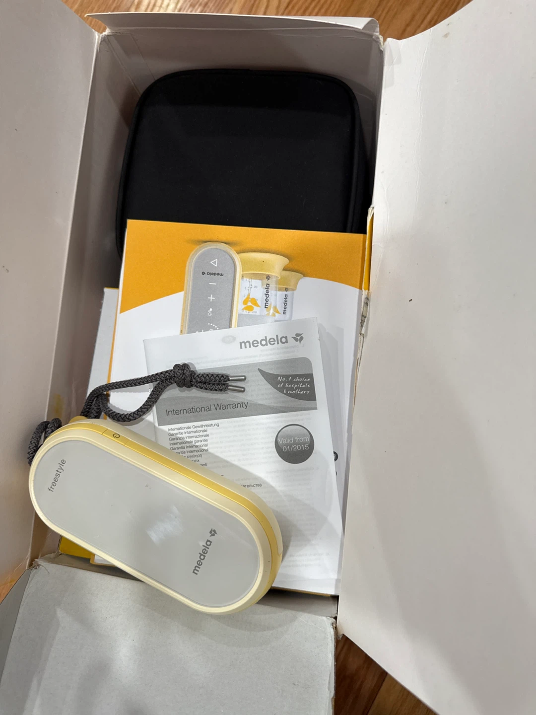 Medela Freestyle Flex Double Electric Breast Pump - photo 2