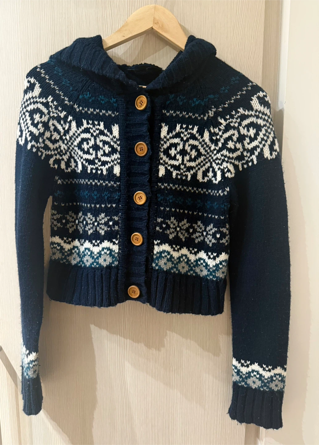 Cozy Knit Cardigan - Blue & White Pattern with a Hood