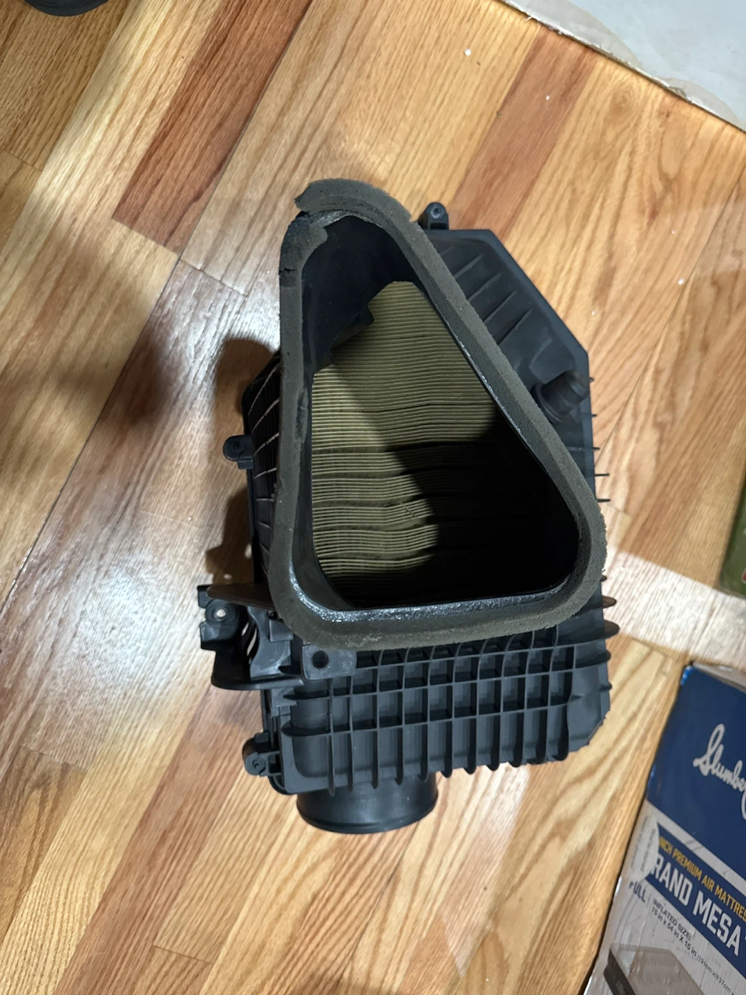 MUCO Air Cleaner Box 4861743AD - photo 3