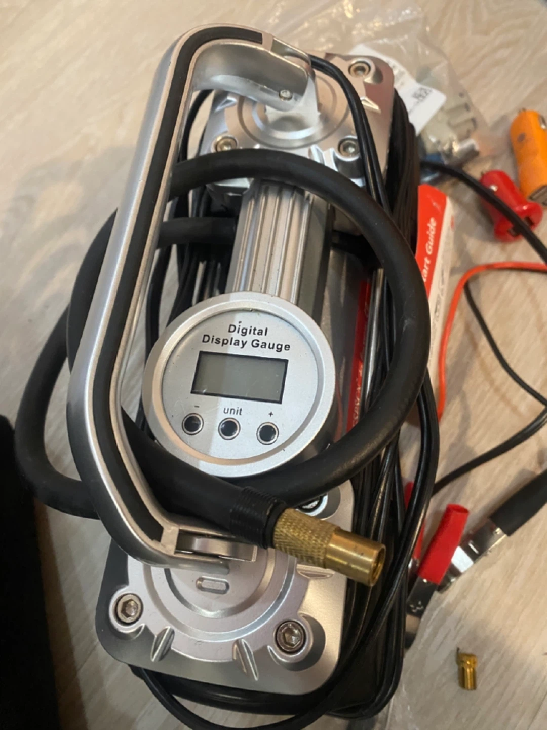 GSPSCN Air Compressor 12V - photo 4