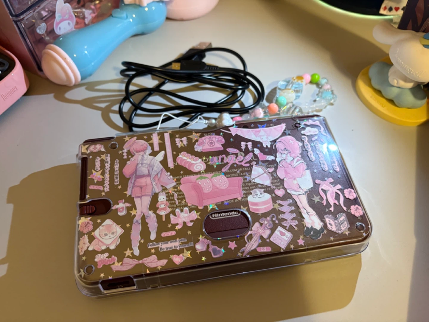 Burgundy Nintendo DSi XL - photo 2