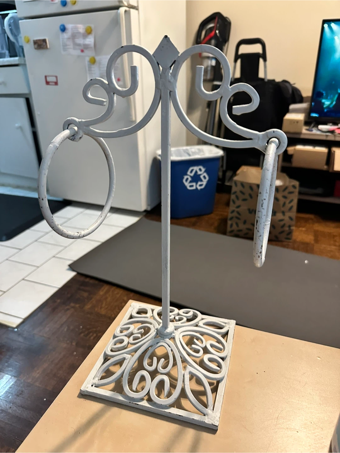 White Metal Towel Rack