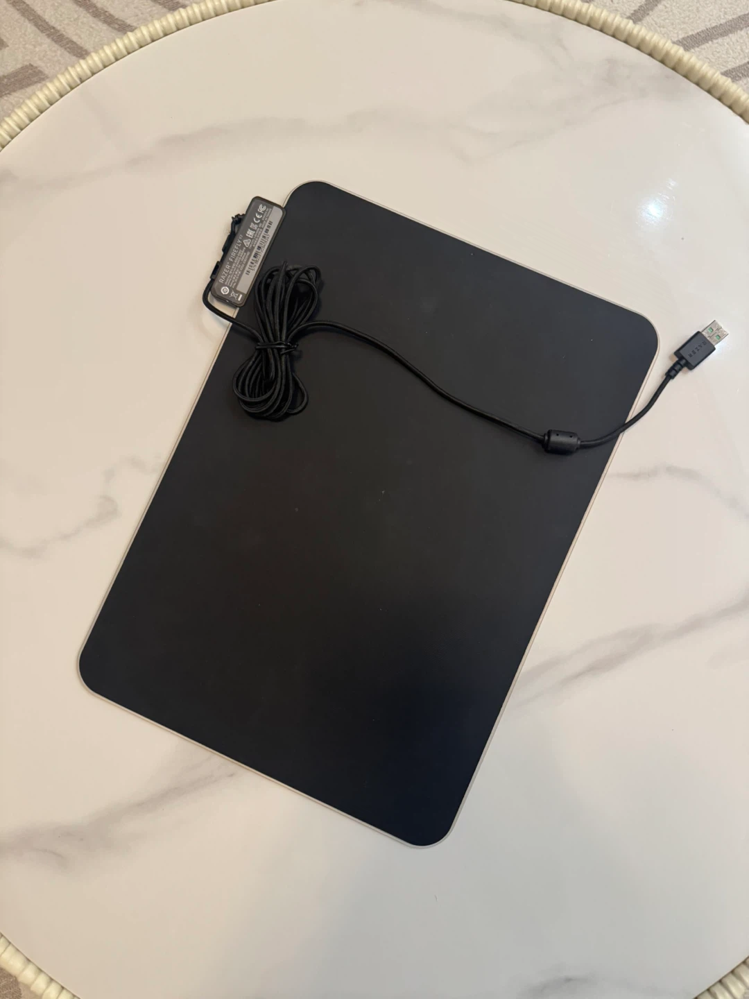 Razer Firefly V2 Gaming Mouse Pad - photo 3