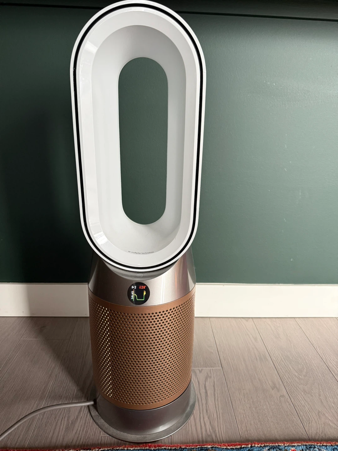 Dyson Purifier Hot+Cool Formaldehyde - Like New! - photo 3