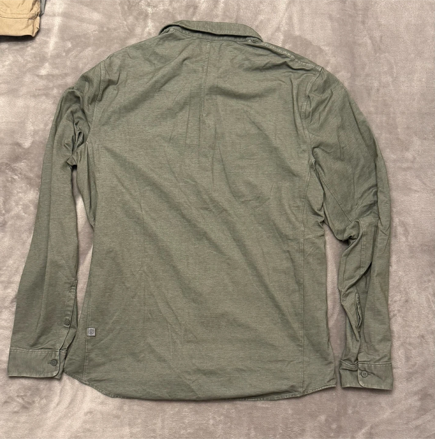 Lululemon Men's Button Down Shirt - photo 2