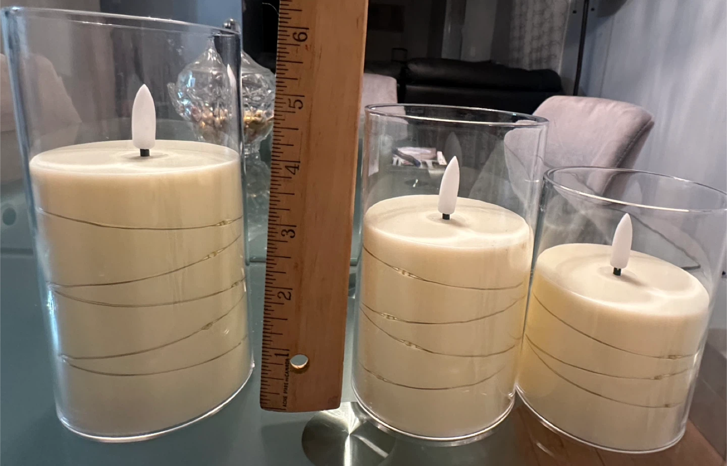 4 LED Flameless Candles with Plastic Holders - photo 3
