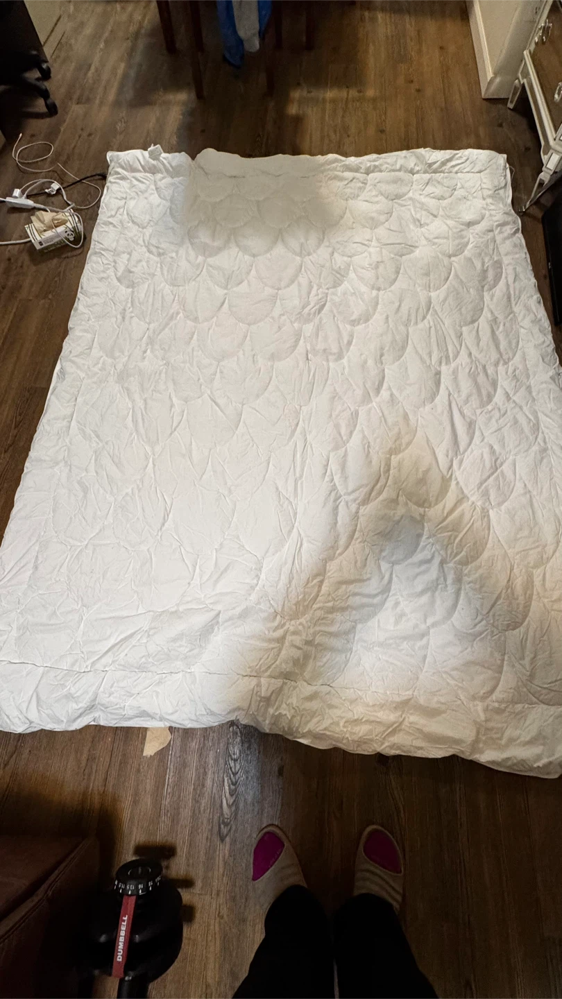Maholi White Quilted Mattress Pad - photo 2