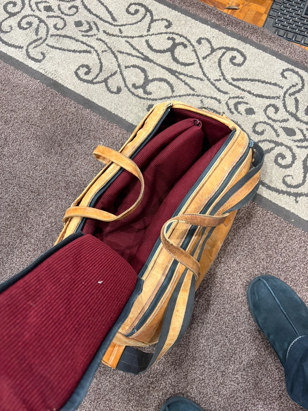 Vintage Reunion blues leather Trumpet Bag - photo 3