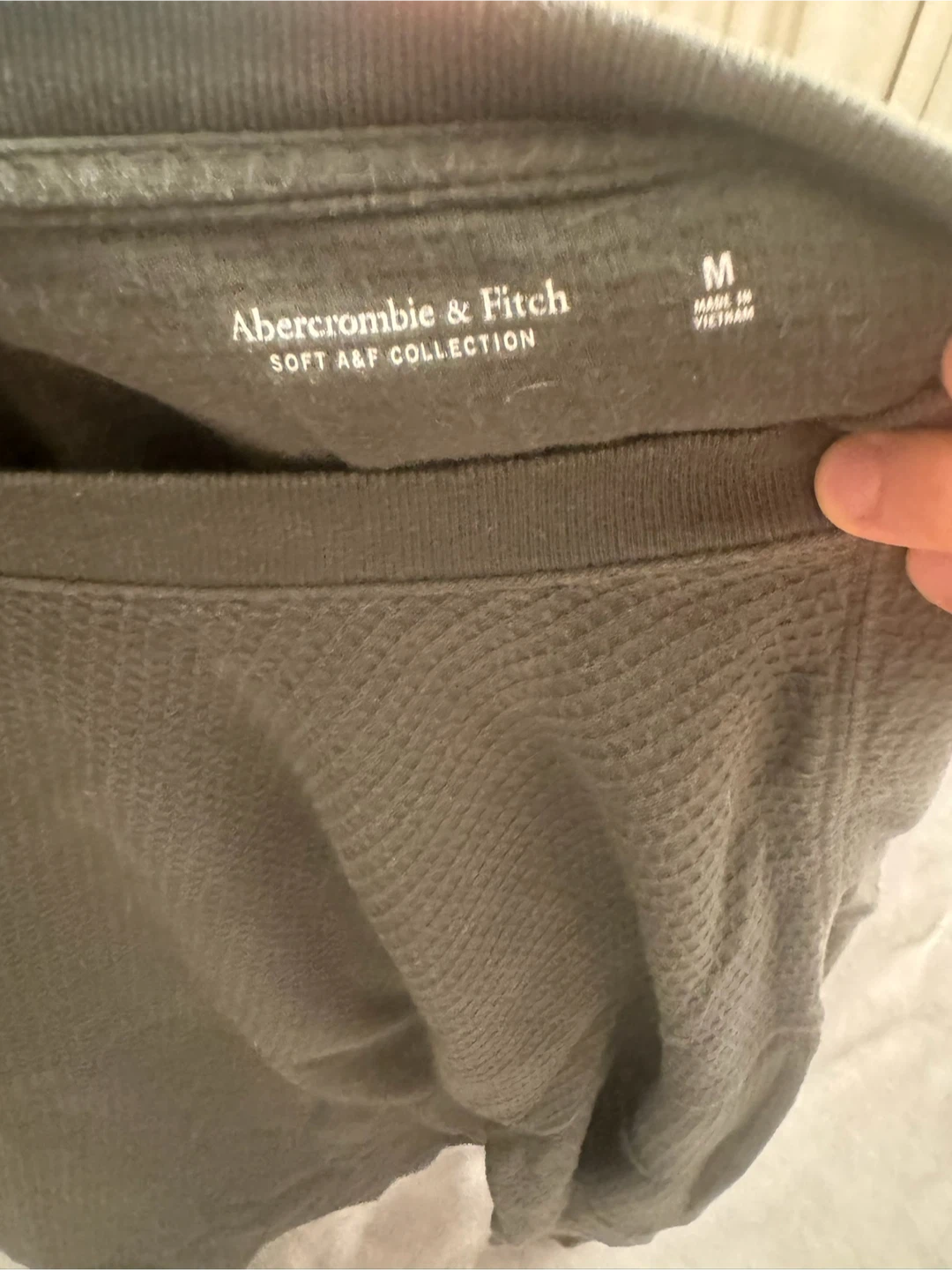 Abercrombie & Fitch Soft A&F Collection Olive Top - M - photo 3