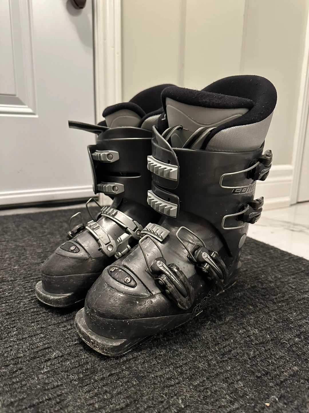 Rossignol Ski Boots - Size 274mm (23.5)