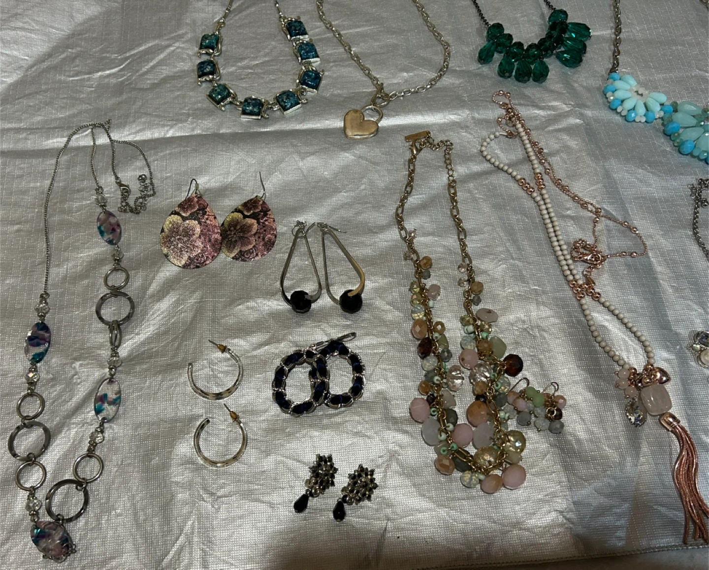 Assorted Jewellery Bundle - photo 2