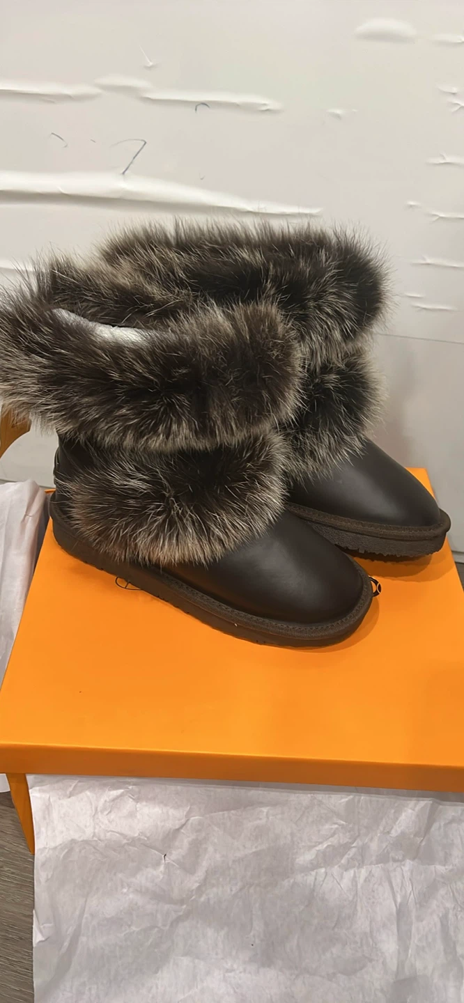 Winter Boots Size 5