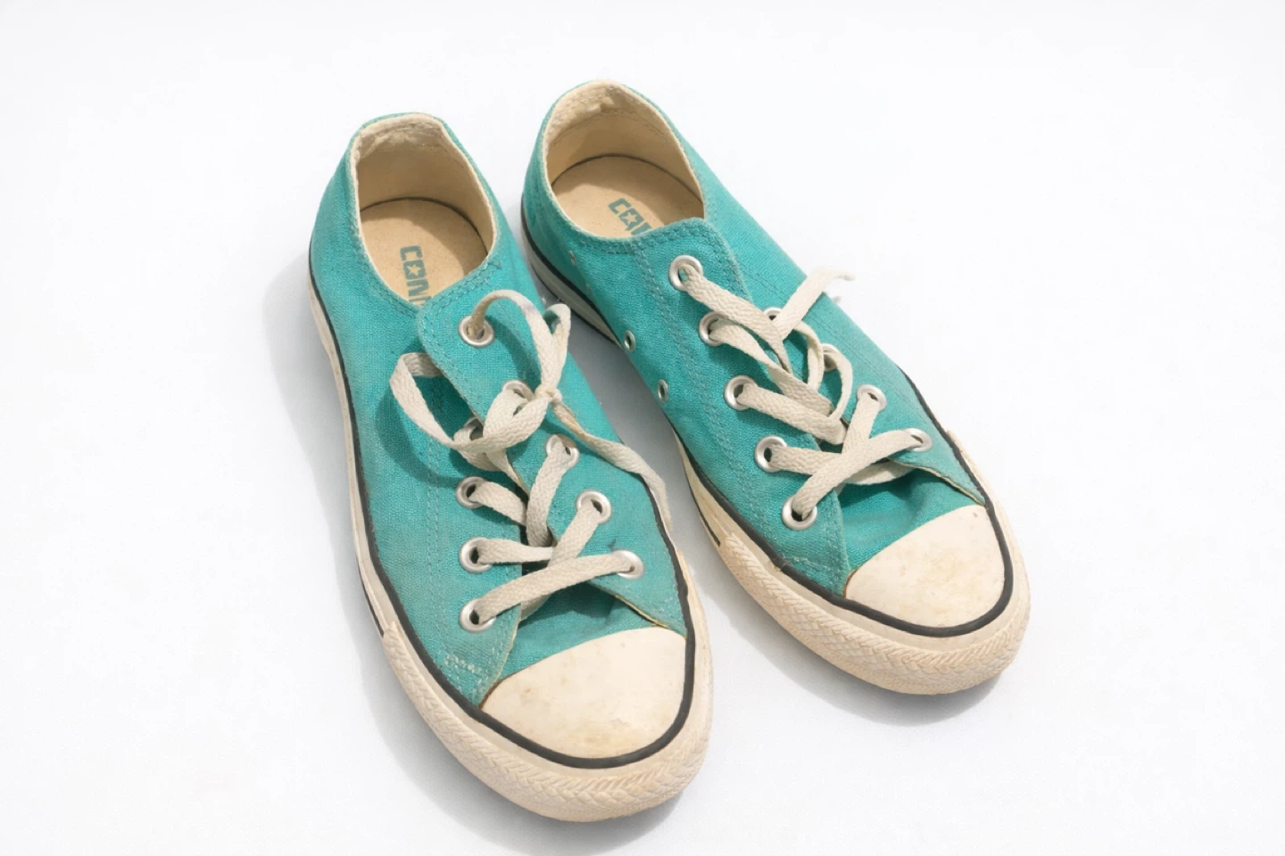 Converse Low-Top Sneakers – Turquoise