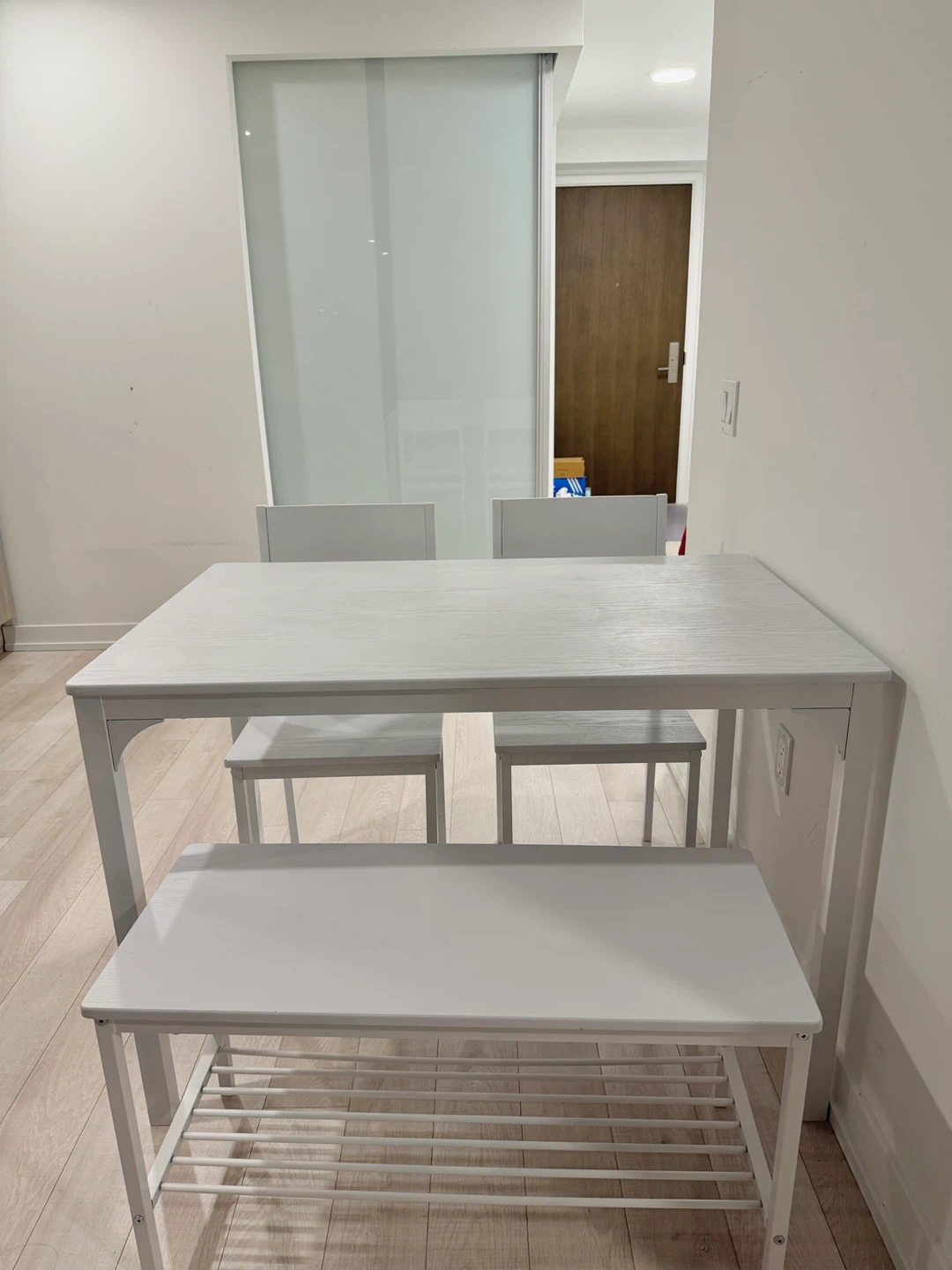 🍽️ Dining Table Set (Table + Chairs)  $90